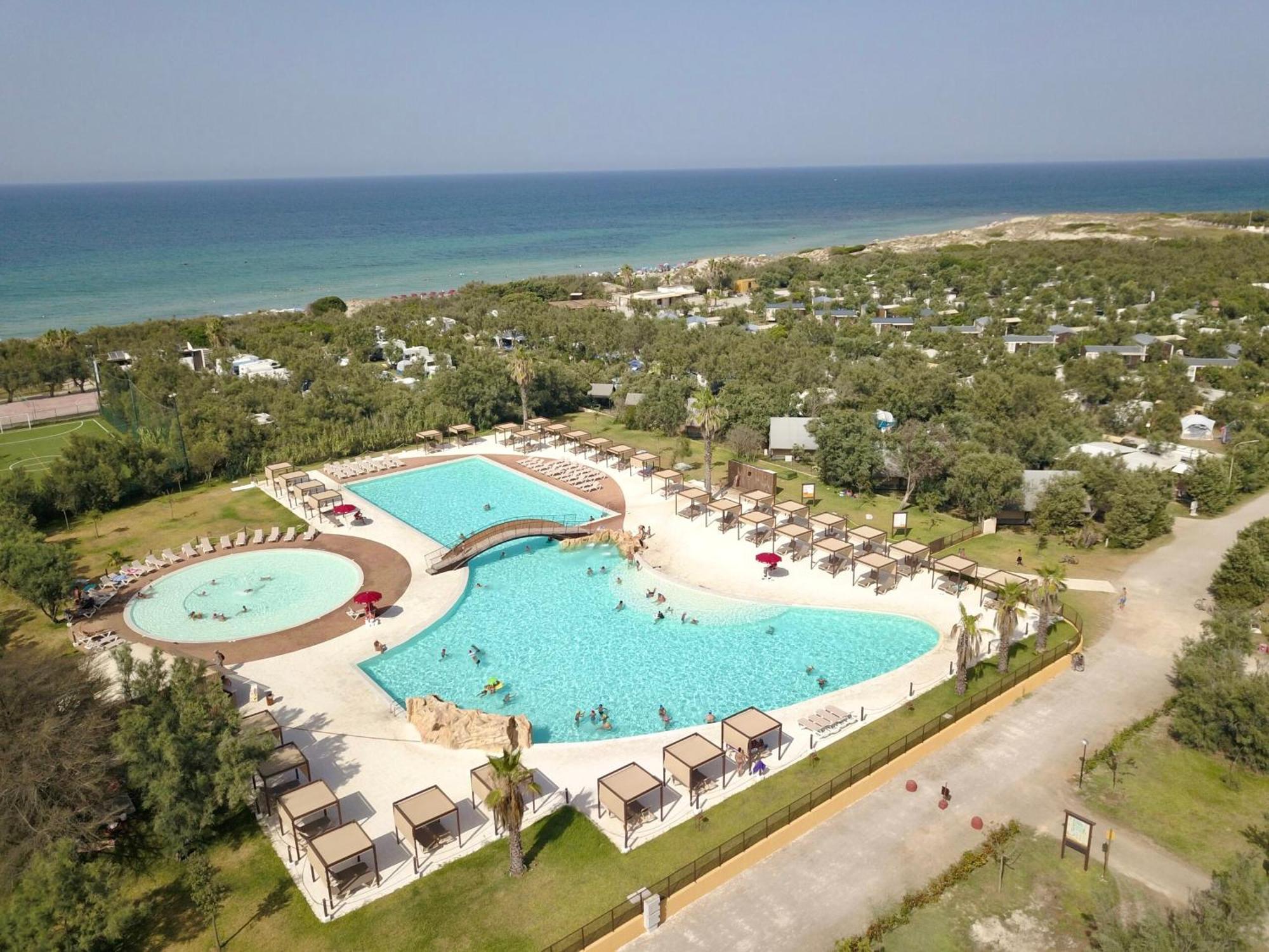 Torre Rinalda Beach Camping & Resort レッチェ エクステリア 写真